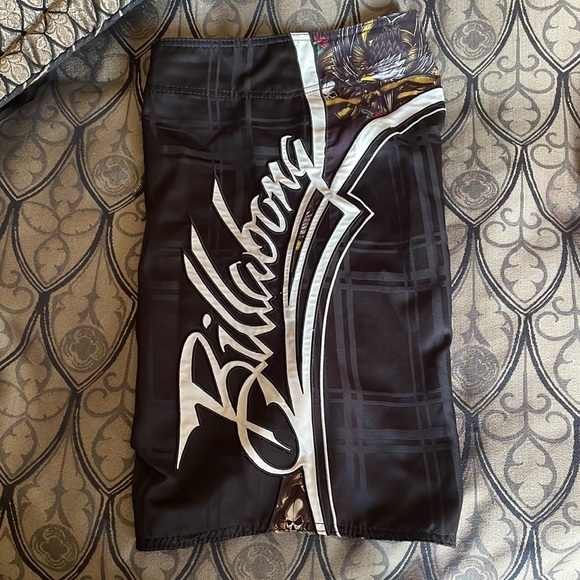 Billabong Board Short - Picture 3 of 4